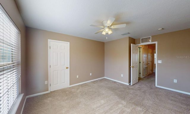11245 CASTLEMAIN CIRCLE N, Jacksonville, FL 32256