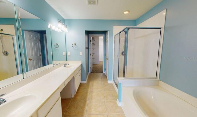 11245 CASTLEMAIN CIRCLE N, Jacksonville, FL 32256