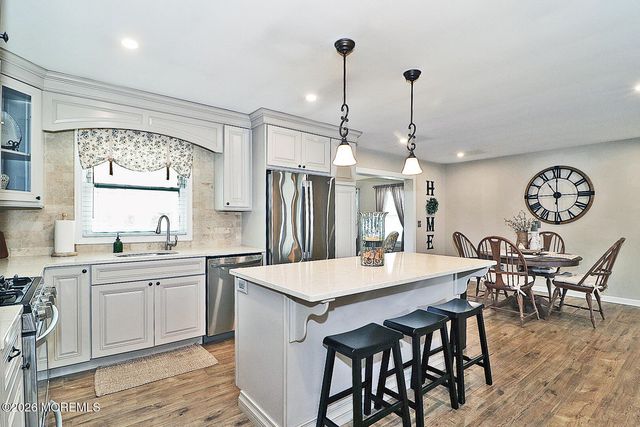 105 Greenwood Lane, Forked River, NJ 08731