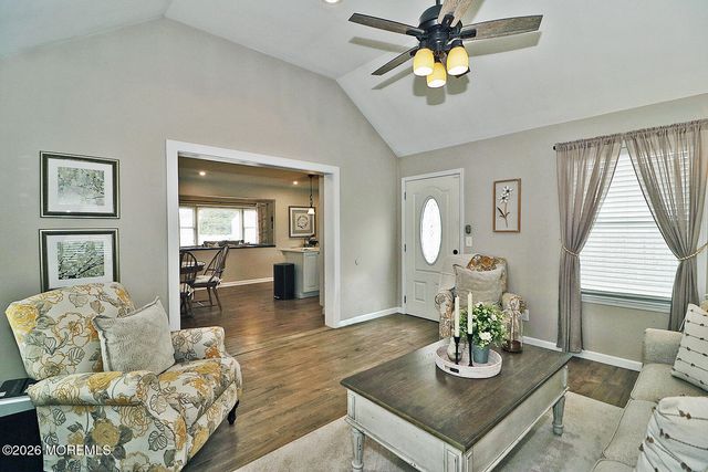 105 Greenwood Lane, Forked River, NJ 08731
