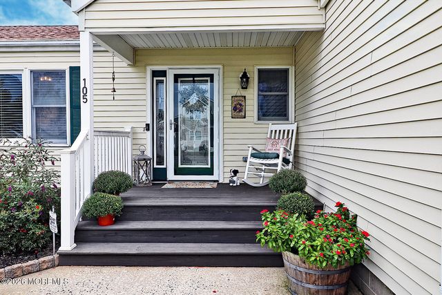 105 Greenwood Lane, Forked River, NJ 08731