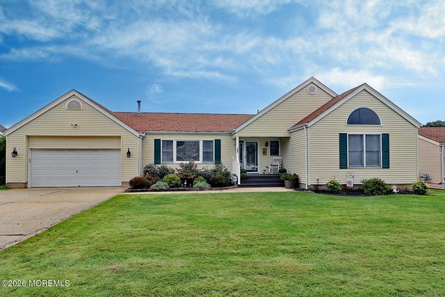 105 Greenwood Lane, Forked River, NJ 08731