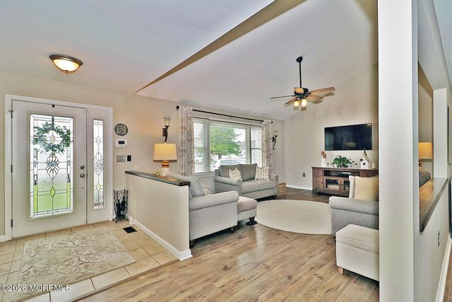 105 Greenwood Lane, Forked River, NJ 08731