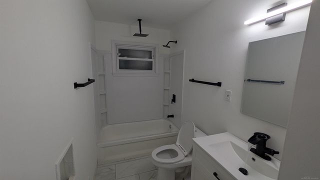 337 W Woodruff Avenue, Hazel Park, MI 48030