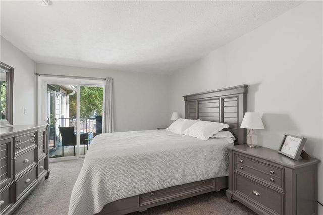 2105 Canyon Point Circle, Roswell, GA 30076