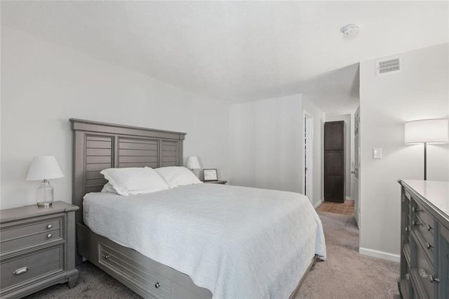 2105 Canyon Point Circle, Roswell, GA 30076