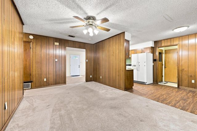 1008 Yeager Street, Honey Grove, TX 75446