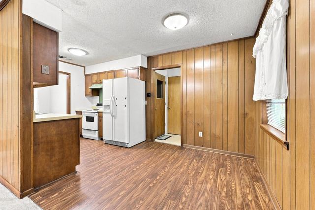 1008 Yeager Street, Honey Grove, TX 75446
