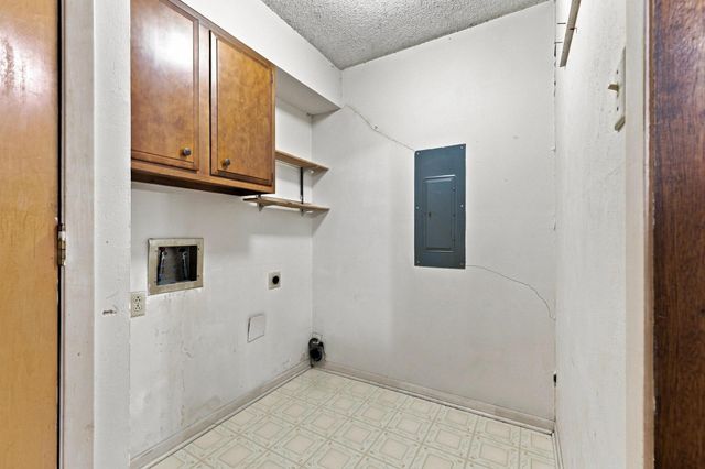 1008 Yeager Street, Honey Grove, TX 75446