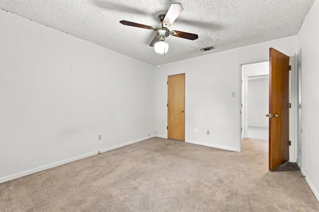 1008 Yeager Street, Honey Grove, TX 75446