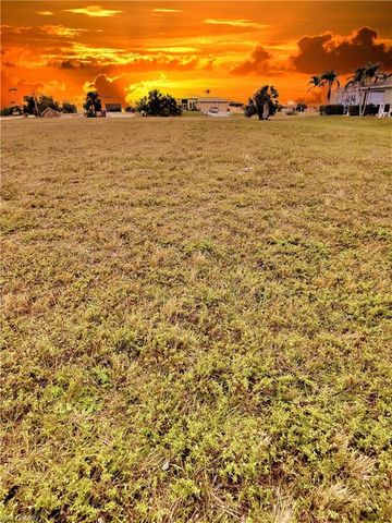 4004 NW 38th TER, Cape Coral, FL 33993