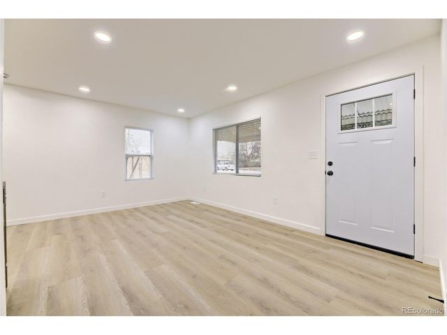 7020 Utica St, Westminster, CO 80030