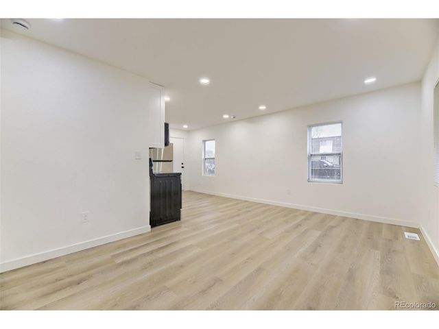 7020 Utica St, Westminster, CO 80030