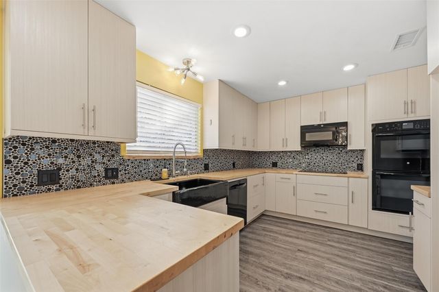 3421 Cross Bend Road, Plano, TX 75023