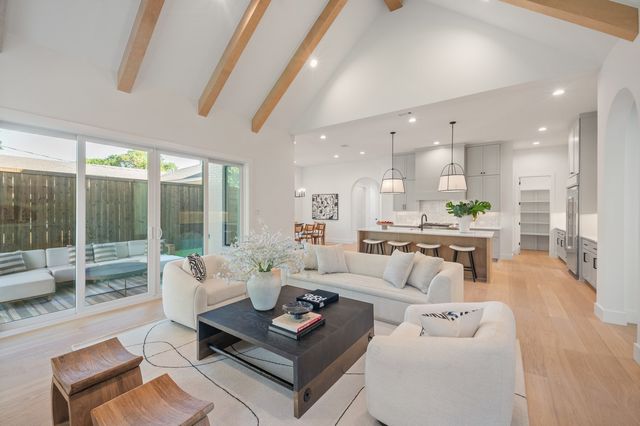 603 Brookhurst Drive, Dallas, TX 75218