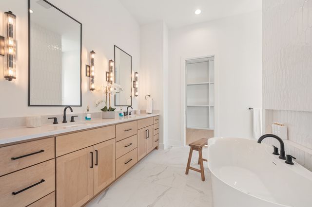 603 Brookhurst Drive, Dallas, TX 75218