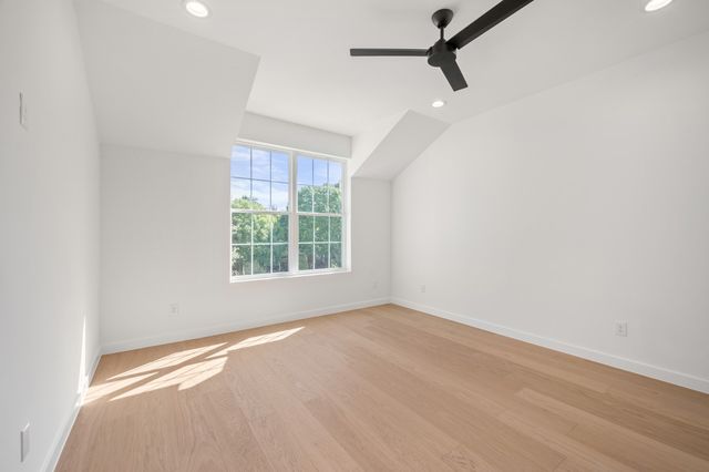 603 Brookhurst Drive, Dallas, TX 75218