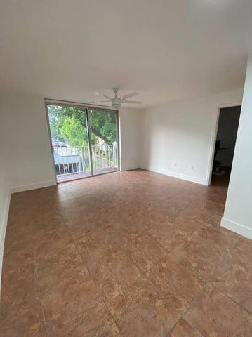1740 NW N River Drive 319, Miami, FL 33125