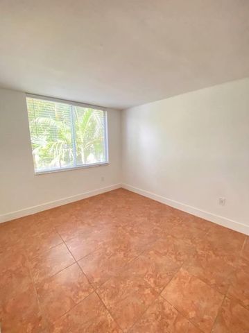 1740 NW N River Drive 319, Miami, FL 33125