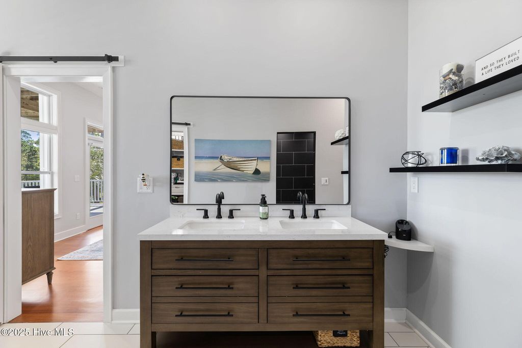 Image 41 of property listing at 208 Oak Outlook Way N, Carolina Beach, NC 28428