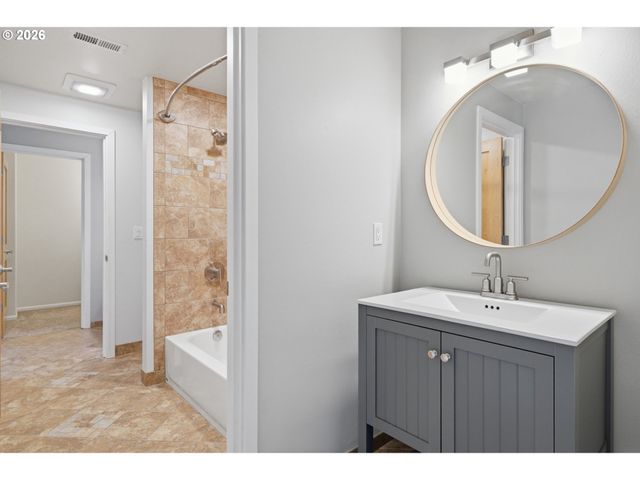 3340 Nw JULIA St, Camas, WA 98607