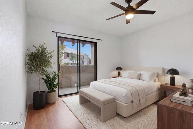 5757 W EUGIE Avenue 2082, Glendale, AZ 85304