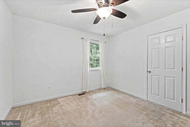 7224 WASHINGTON DR, King George, VA 22485