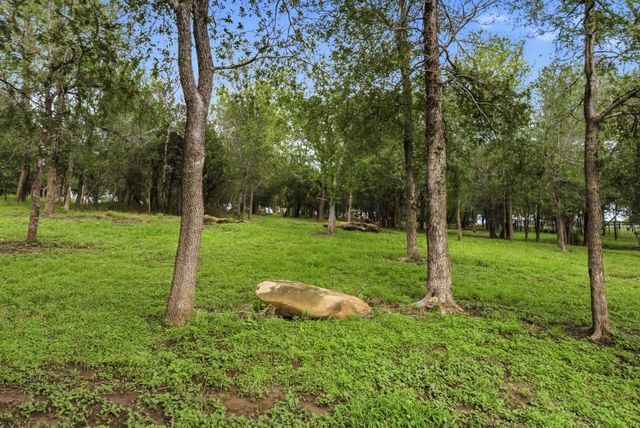 146 Soaring Wing BND, Cedar Creek, TX 78612