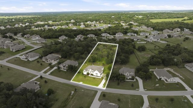 146 Soaring Wing BND, Cedar Creek, TX 78612