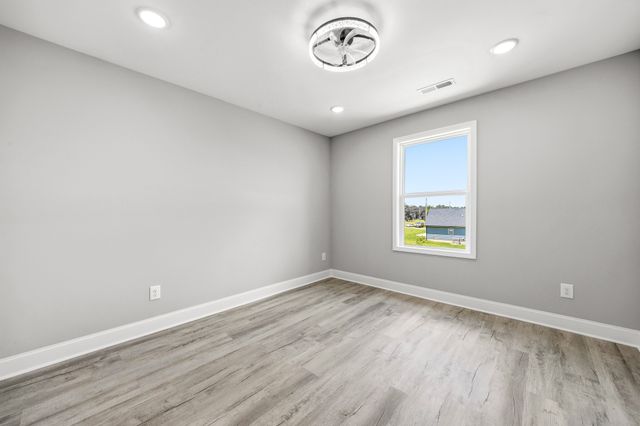 3305 Dobbins Pike, Portland, TN 37148