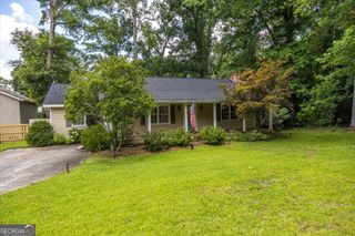 3240 Lousie Place, Macon, GA 31204
