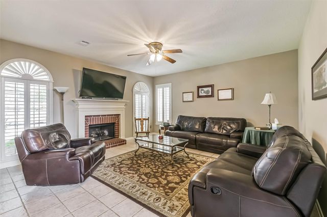 5002 Natural Bridge Drive, Kingwood, TX 77345