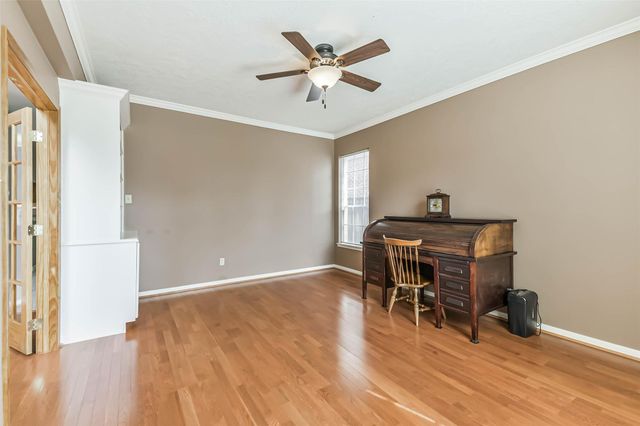 5002 Natural Bridge Drive, Kingwood, TX 77345