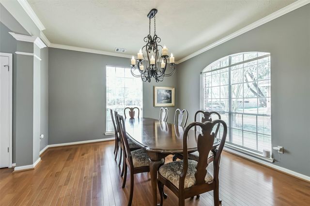 5002 Natural Bridge Drive, Kingwood, TX 77345