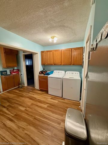 5036 Moore Street, Wayne, MI 48184