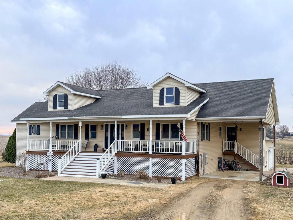 4674 County Highway BC, Sparta, WI 54656