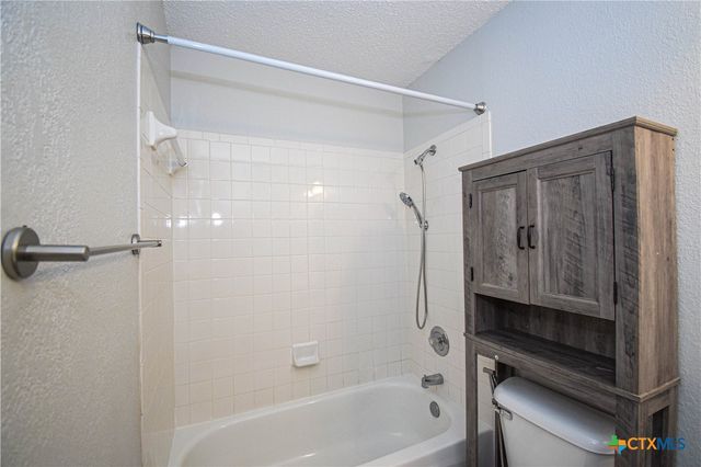 5108 Parkwood Drive, Killeen, TX 76542