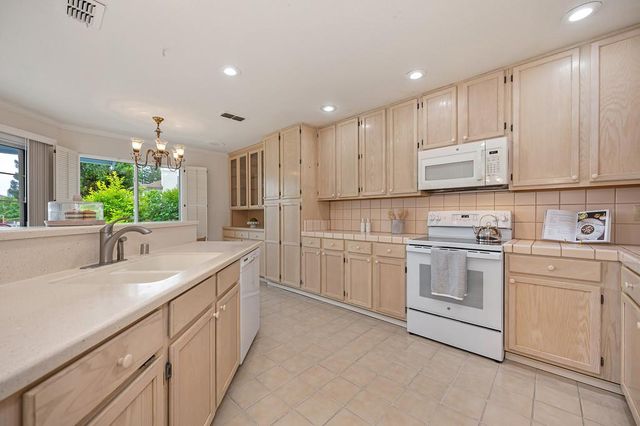 5904 Bar Harbour Ct, Elk Grove, CA 95758