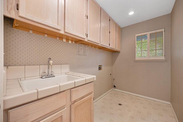 5904 Bar Harbour Ct, Elk Grove, CA 95758