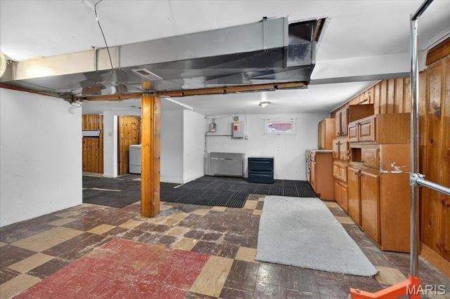 7449 Trenton Avenue, University City, MO 63130