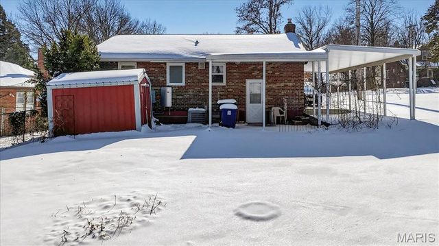 7449 Trenton Avenue, University City, MO 63130