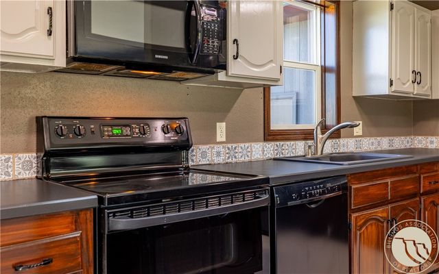 9 W Palisade Basin DRIVE, Red Lodge, MT 59068