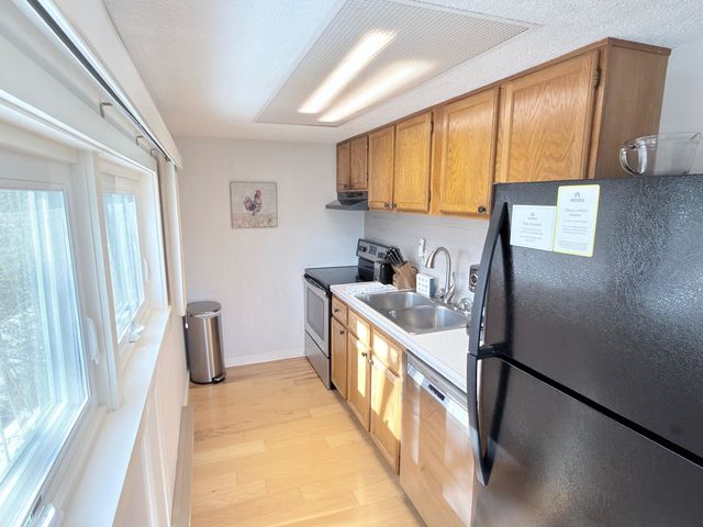 199 Mountainside Drive, Stowe, VT 05672