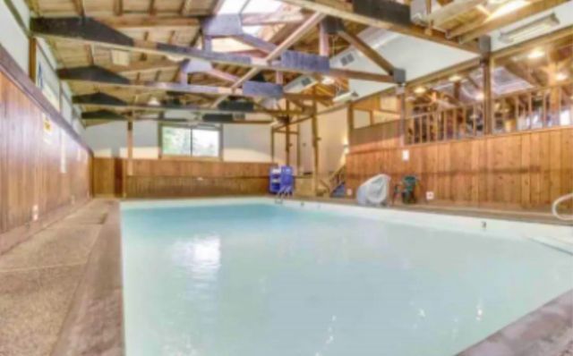 199 Mountainside Drive, Stowe, VT 05672