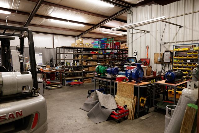 5516 FM 933 Street, Whitney, TX 76692