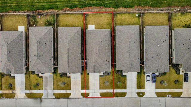 8202 Tempest Stone Drive, Rosharon, TX 77583