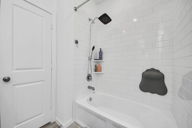 8202 Tempest Stone Drive, Rosharon, TX 77583