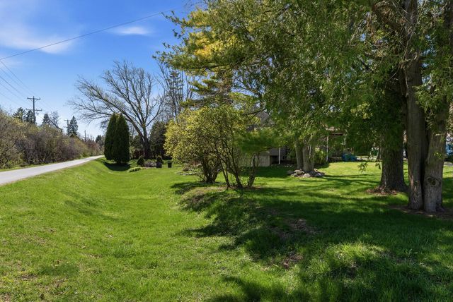 N69W5779 Bridge ROAD, Cedarburg, WI 53012