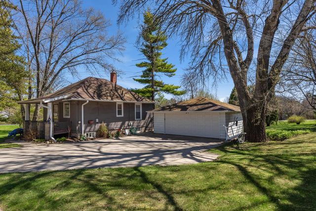 N69W5779 Bridge ROAD, Cedarburg, WI 53012
