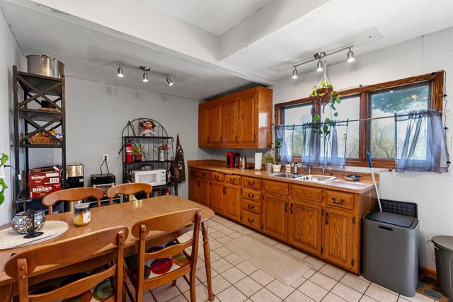 N69W5779 Bridge ROAD, Cedarburg, WI 53012